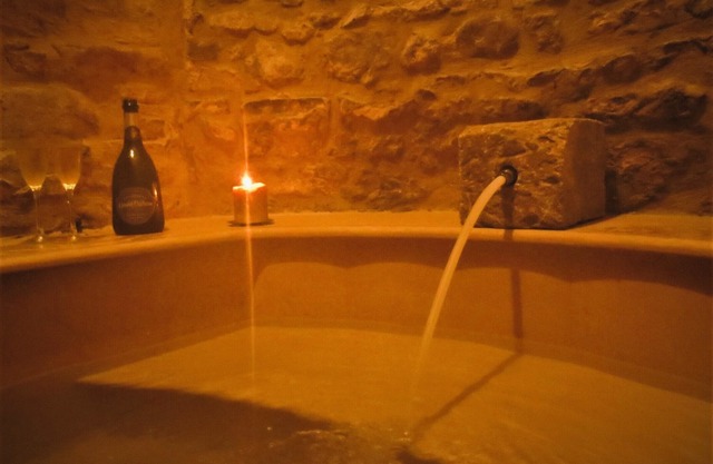 La scalinata apartment - In the historic center of Perugia with emotional bath