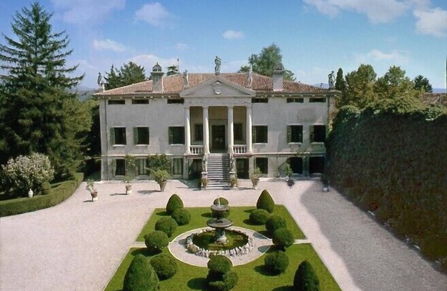LA SERENELLA West Wing, 16th Century Palladian Villa in Valpolicella