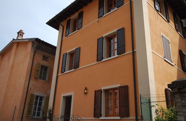 La Spiaggetta-Rebomaholidays, large house in the historic centre