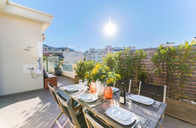 LA TERRASSE DU PORT AP4212