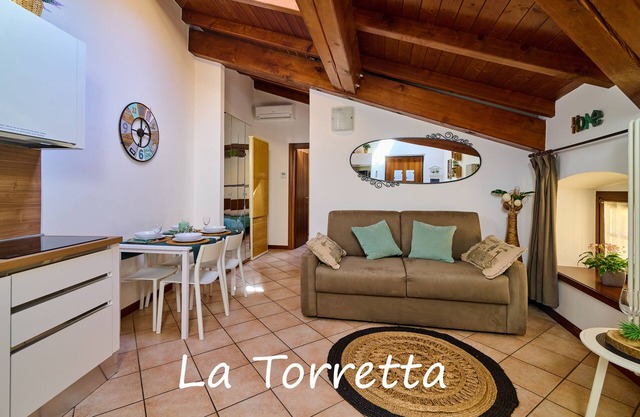 La Torretta Apartment- historical centre- wi-fi and car park