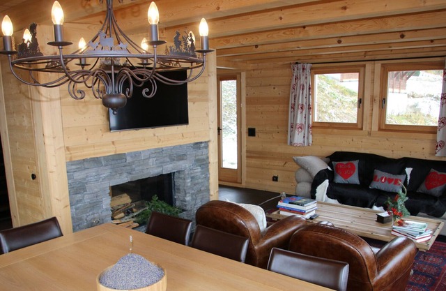 La Trinité MOUNTAIN & GARDEN chalet 10 pers