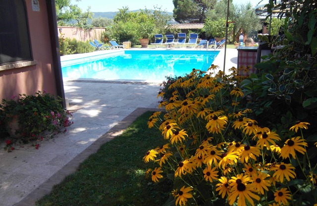 LA VASELLA B & B DERUTA