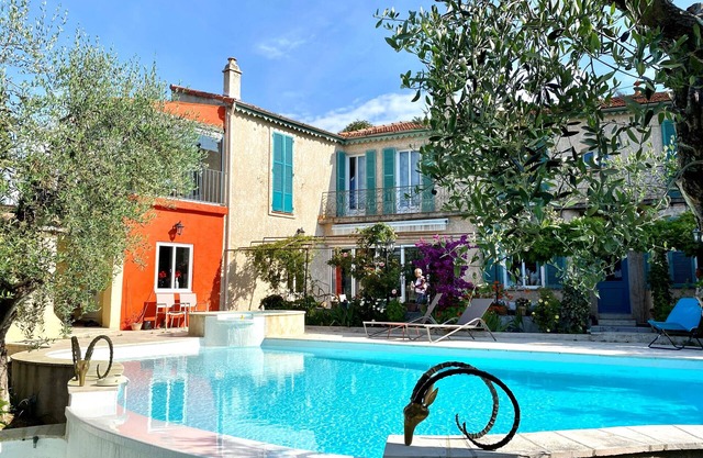 LA VENCIANNE II VI4139 by RIVIERA HOLIDAY HOMES