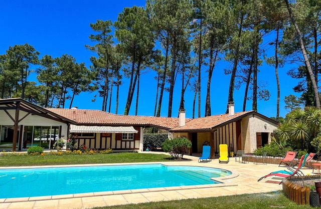 La Villa des 3 Pins in Messanges between ocean and forest! 8 adults maximum