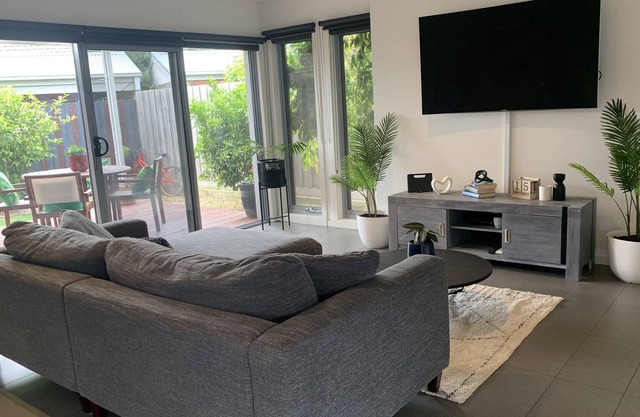La Vuelta - centrally located townhouse