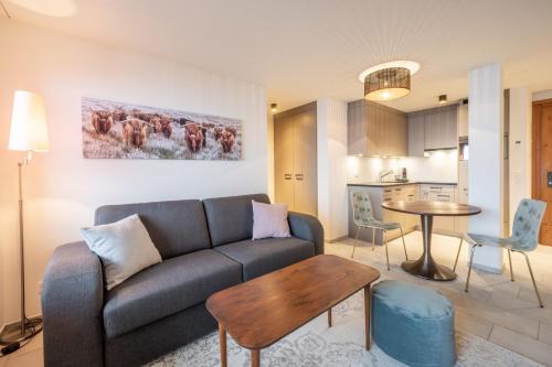 LAAX Homes - Sisum La Spunda