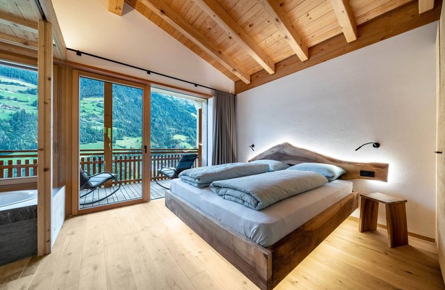 LAGAR holiday flat 'Struzer Michele' with private loggia and mountain view