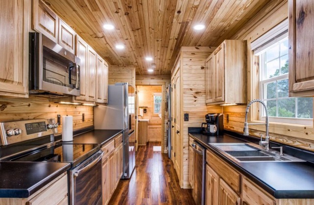 Lago - Craftsman Style "Lake Cabin" near Lake Travis
