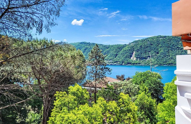 Lago di Lugano Relax Apt.604 by Interhome