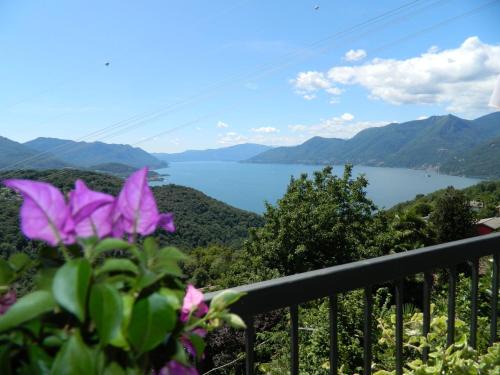 Lago Maggiore Holiday House with Panoramic Views