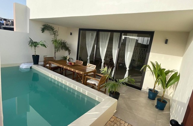 Lagoon Deluxe Apartment mit Pool