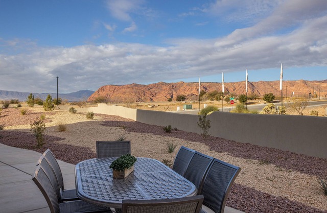 Laid Back at The Ledges Golf Club *Resort Amenities Included!