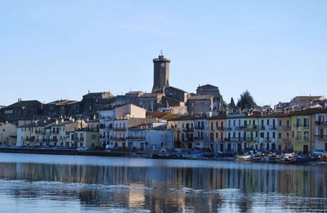LAKE APARTMENT - CIVICO 10