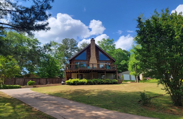 Lake Cabin