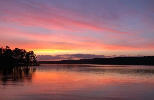 lake close