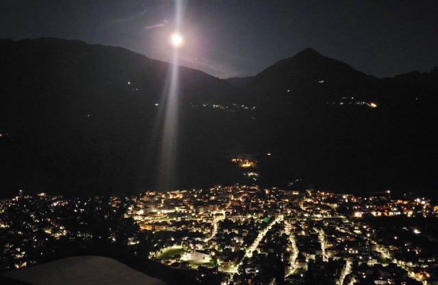Lake Como 7 miles - Val di Mello: 1-ROOM-APARTMENT/TWO-ROOM APARTMENT BedroomBathroomKitchen