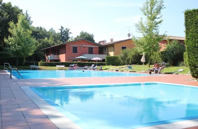 Lake Garda - Nice apartment with pool