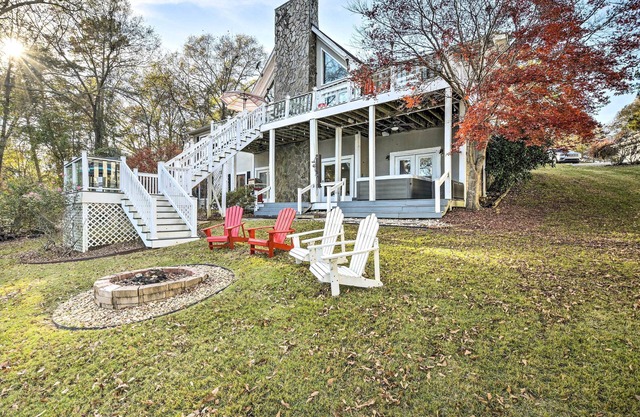 Lake Hartwell Home w/Private Dock & Hot Tub!