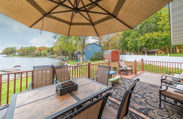 Lake home getaway with private beach on Lake Fremont. 45 min. to Minneapolis!