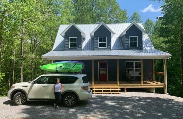 Lake Home with Long Term Rentals Welcome! nNOLIN LAKEn4 Bedroom 3 Full Baths