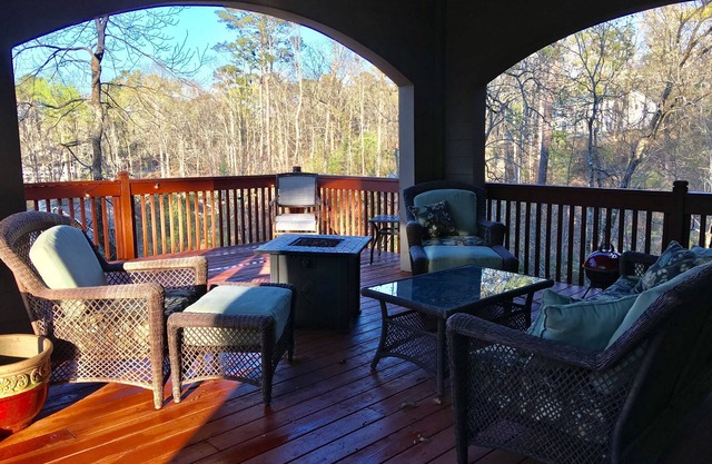 Lake House in the Treetops overlooking Lake Martin