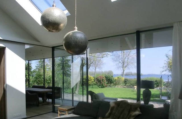 Lake house with amazing view near Amsterdam