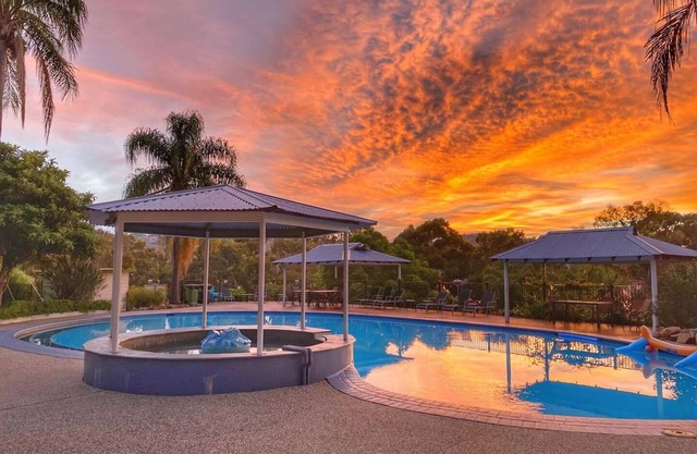 Lake Hume Resort
