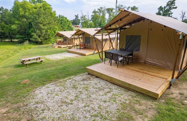 Lake Livingston Glamping Retreat