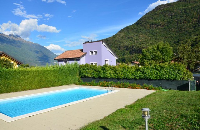"Lake & Mountain" Summer House