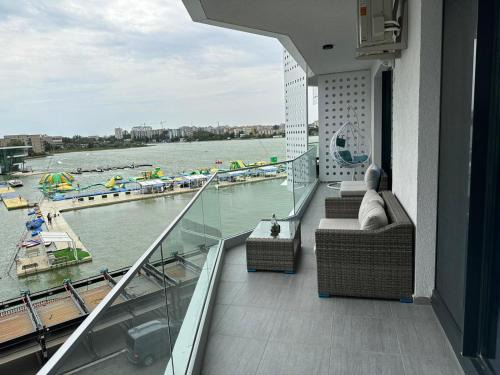 LAKE ON PREMIUM Mamaia