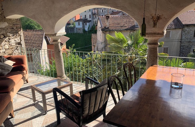 Lake Orta: Beautiful & cozy old village house with large loggia & garden