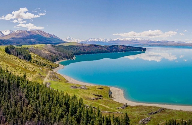 Lake Pukaki - Lake House