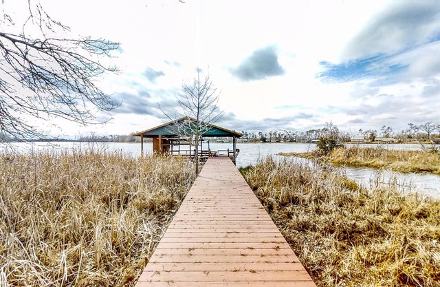 Lake Seminole House with Access to Fish Pond Drain - Near State Park