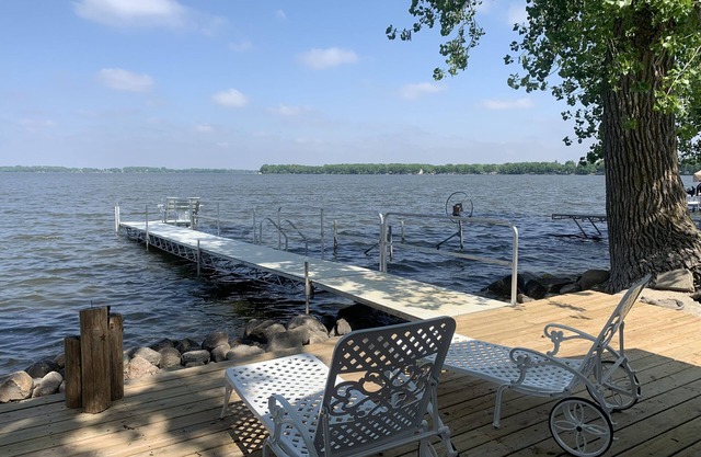 Lake Shetek waterfront cabin located near Currie MN and Laure Ingalls Wilder Pgt