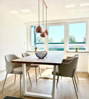 Lake view, central, terrace