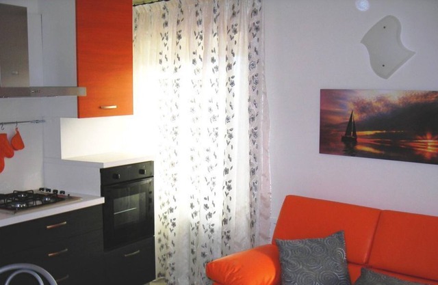 Lake view! Delightful apartment complete with all comforts-Integer facility