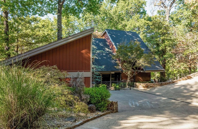 Lake-View 'Pelican Point Retreat' in Afton!
