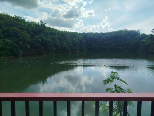Lake View Resort