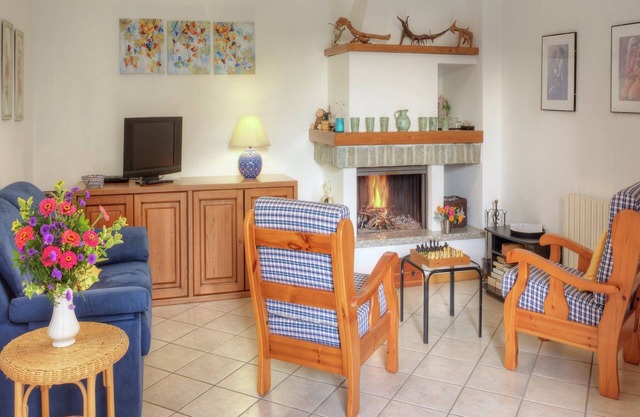 Lake View Retreat in San Siro