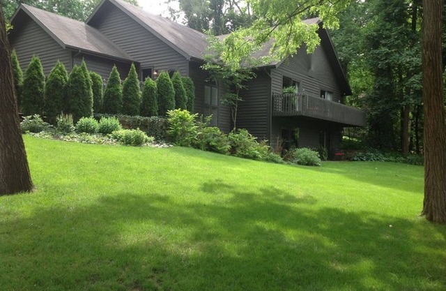Lake views within walking distance to Notre Dame!