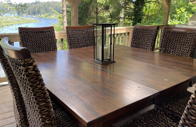Lakefront Cabin 2 - Road, Boathouse, Firepit, Views