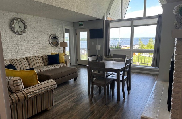 Lakefront Condo on Crooked Lake, Family-Friendly, Boat Slip Available