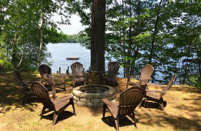 Lakefront Cottage - private dock, large decks, large fire pit