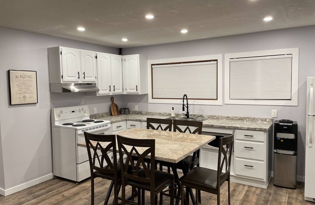 Lakefront Couples’ Retreat with Indoor Hot Tub, Spa Bathroom & Cozy Fireplace