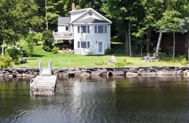 Lakefront home on Moosehead Lake: Your family-owned, 3-level retreat awaits! nn