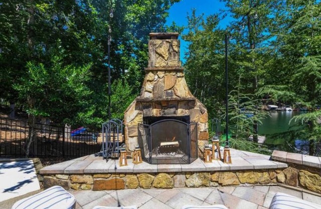Lakefront Home with Hot Tub, Home Theater, Fire Pit and Lake Access