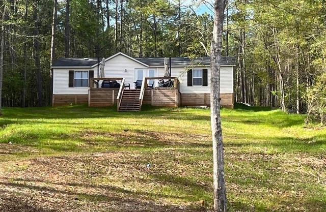 Lakefront Property nFish, Cook and EAT!nSwim, Float, Relax