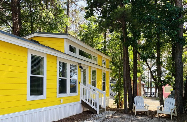 Lakefront Property Two Bedroom Cabin #33 at Long Cove Resort by Redawning