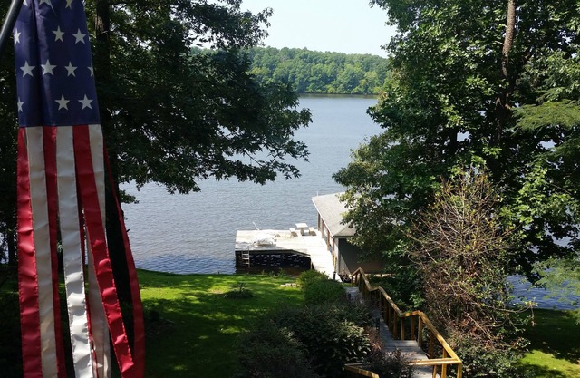 Lakefront Walkout with Hot Tub